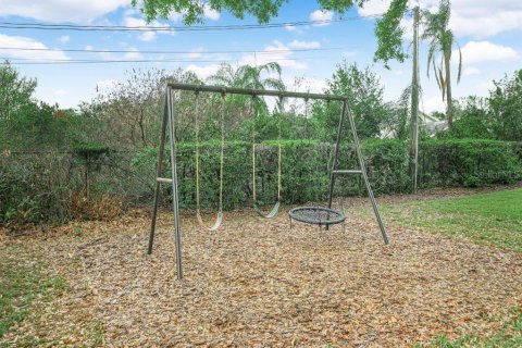 Villa ou maison à vendre à Lakeland, Floride: 4 chambres, 213.86 m2 № 2279882 - photo 27