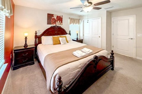 House in Davenport, Florida 7 bedrooms, 304.91 sq.m. № 1769625 - photo 30