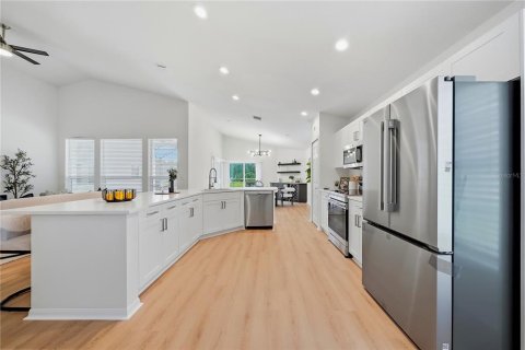 Villa ou maison à vendre à Sarasota, Floride: 3 chambres, 165.27 m2 № 2329883 - photo 17