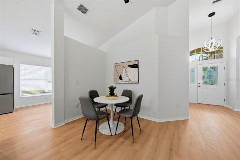 Villa ou maison à vendre à Sarasota, Floride: 3 chambres, 165.27 m2 № 2329883 - photo 18