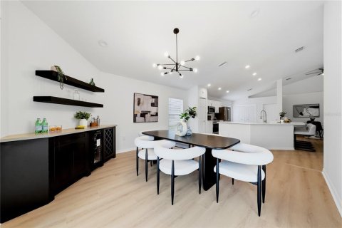 Villa ou maison à vendre à Sarasota, Floride: 3 chambres, 165.27 m2 № 2329883 - photo 20
