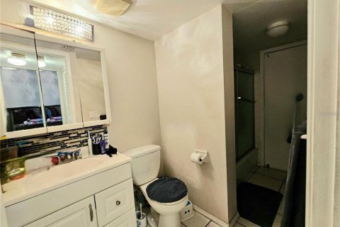 Condominio en venta en Bradenton, Florida, 2 dormitorios, 84.73 m2 № 1561347 - foto 17