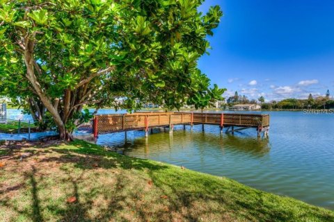 Condominio en venta en Bradenton, Florida, 2 dormitorios, 84.73 m2 № 1561347 - foto 1
