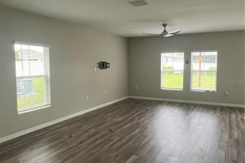 House in Wesley Chapel, Florida 5 bedrooms, 229.47 sq.m. № 1815963 - photo 4
