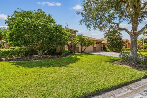 Casa en venta en Poinciana, Florida, 4 dormitorios, 271 m2 № 1912840 - foto 3