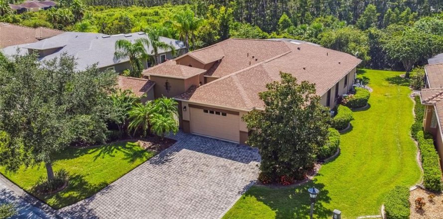 Villa ou maison à Poinciana, Floride 4 chambres, 271 m2 № 1912840