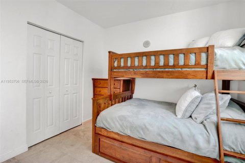 Copropriété à vendre à Hallandale Beach, Floride: 2 chambres, 97.73 m2 № 2153281 - photo 23