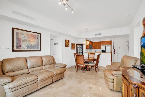 Copropriété à vendre à Hallandale Beach, Floride: 2 chambres, 97.73 m2 № 2153281 - photo 10