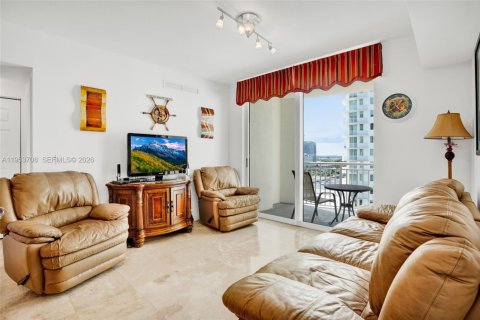 Copropriété à vendre à Hallandale Beach, Floride: 2 chambres, 97.73 m2 № 2153281 - photo 8