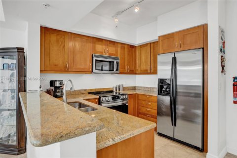 Copropriété à vendre à Hallandale Beach, Floride: 2 chambres, 97.73 m2 № 2153281 - photo 6
