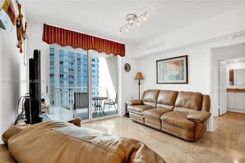 Copropriété à vendre à Hallandale Beach, Floride: 2 chambres, 97.73 m2 № 2153281 - photo 9