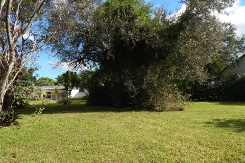 House in Miami, Florida 4 bedrooms, 138.05 sq.m. № 1819912 - photo 21