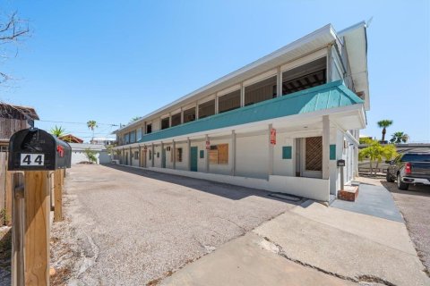 Commercial property in Treasure Island, Florida 480.12 sq.m. № 2195134 - photo 2