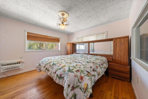 Commercial property in Treasure Island, Florida 480.12 sq.m. № 2195134 - photo 27