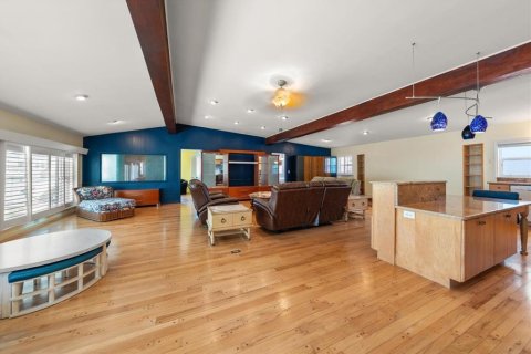 Commercial property in Treasure Island, Florida 480.12 sq.m. № 2195134 - photo 23