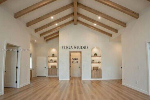 Immobilier commercial à vendre à Miami Beach, Floride № 2025924 - photo 8