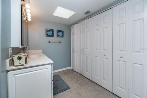 Condo in Holmes Beach, Florida, 2 bedrooms  № 1508954 - photo 26
