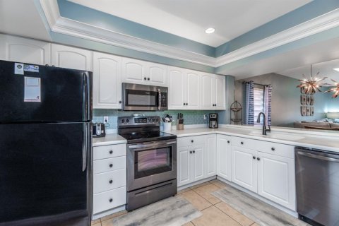Condo in Holmes Beach, Florida, 2 bedrooms  № 1508954 - photo 18