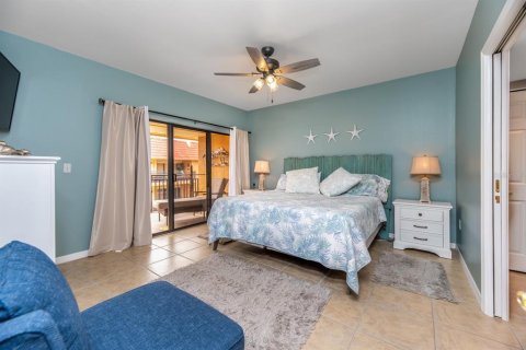 Condo in Holmes Beach, Florida, 2 bedrooms  № 1508954 - photo 21