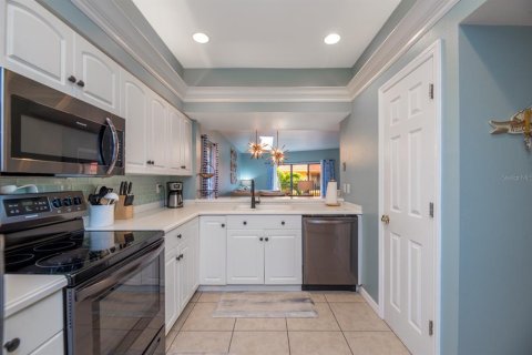 Condo in Holmes Beach, Florida, 2 bedrooms  № 1508954 - photo 11