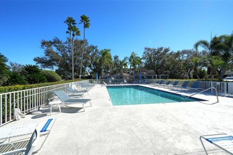 Condo in Sarasota, Florida, 2 bedrooms  № 2199577 - photo 30