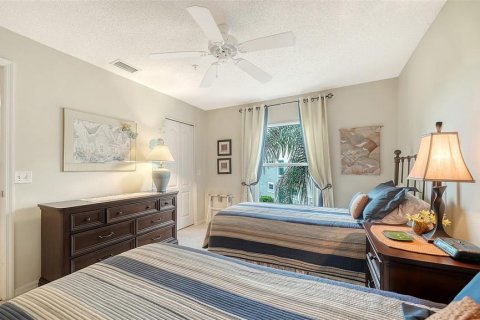 Condo in Sarasota, Florida, 2 bedrooms  № 2199577 - photo 23