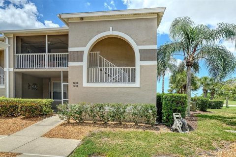 Condo in Sarasota, Florida, 2 bedrooms  № 2199577 - photo 2