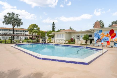 Condo in Lauderdale Lakes, Florida, 1 bedroom  № 1737784 - photo 16