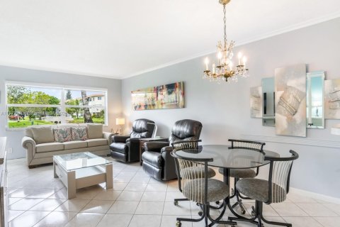 Condo in Lauderdale Lakes, Florida, 1 bedroom  № 1737784 - photo 5