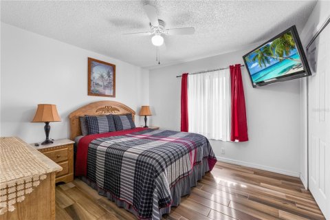 House in Kissimmee, Florida 3 bedrooms, 142.6 sq.m. № 1618802 - photo 14
