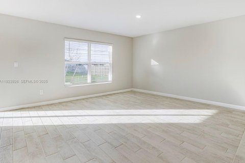 Villa ou maison à louer à LaBelle, Floride: 3 chambres № 1987500 - photo 7