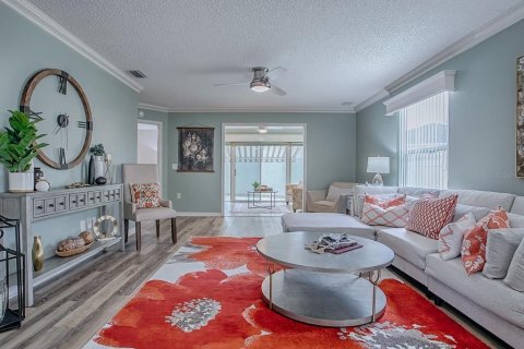 House in The Villages, Florida 2 bedrooms, 118.36 sq.m. № 1833427 - photo 5