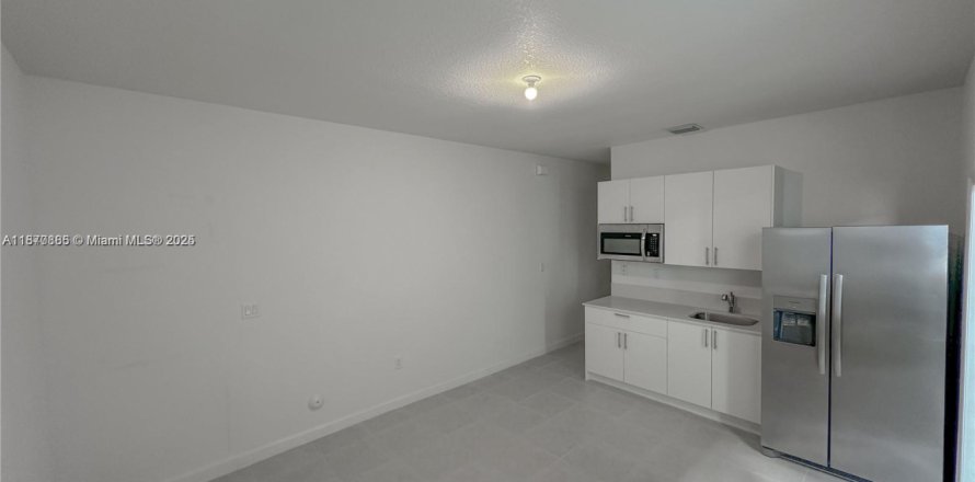 Villa ou maison à Miami, Floride 1 chambre, 65.03 m2 № 2036711