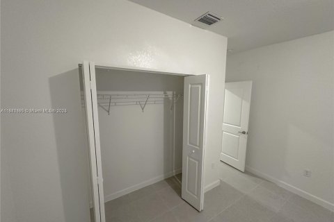 Villa ou maison à louer à Miami, Floride: 1 chambre, 65.03 m2 № 2036711 - photo 6