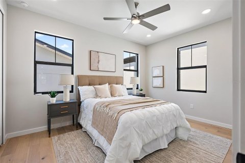 Купить таунхаус в Сент-Питерсберг, Флорида 3 комнаты, 217.39м2, № 1907820 - фото 12