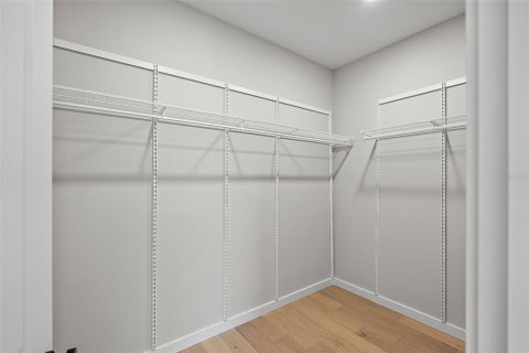 Купить таунхаус в Сент-Питерсберг, Флорида 3 комнаты, 217.39м2, № 1907820 - фото 8