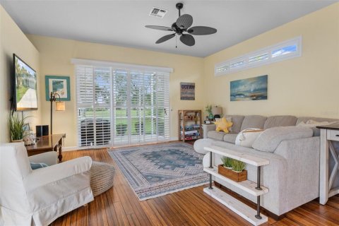 Casa en venta en Weeki Wachee, Florida, 3 dormitorios, 164.62 m2 № 1908070 - foto 15