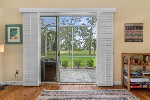 Casa en venta en Weeki Wachee, Florida, 3 dormitorios, 164.62 m2 № 1908070 - foto 18