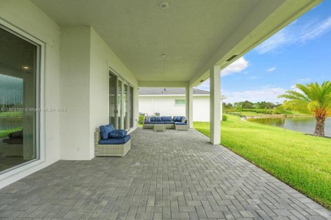 House in Loxahatchee Groves, Florida 5 bedrooms № 1955754 - photo 4