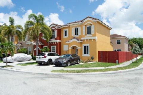 Adosado en venta en Homestead, Florida, 3 dormitorios, 128.02 m2 № 1797525 - foto 2