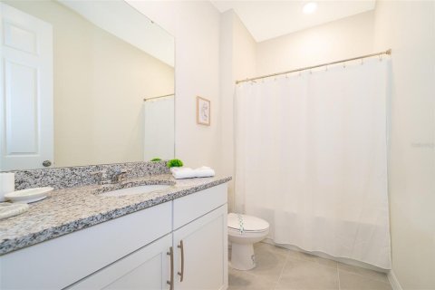 Снять в аренду таунхаус в Киссимми, Флорида 6 комнат, 199.28м2, № 1688303 - фото 20