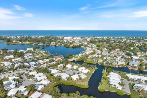 House in Nokomis, Florida 2 bedrooms, 112.78 sq.m. № 1793808 - photo 2