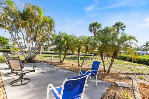 House in Nokomis, Florida 2 bedrooms, 112.78 sq.m. № 1793808 - photo 15