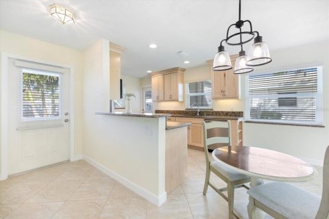 House in Nokomis, Florida 2 bedrooms, 112.78 sq.m. № 1793808 - photo 30