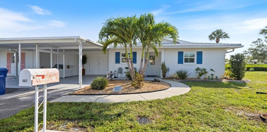 House in Nokomis, Florida 2 bedrooms, 112.78 sq.m. № 1793808