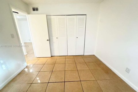 Copropriété à louer à Deerfield Beach, Floride: 2 chambres, 70.61 m2 № 1976842 - photo 13