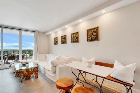 Copropriété à louer à Miami Beach, Floride: 2 chambres, 89.19 m2 № 1474519 - photo 6