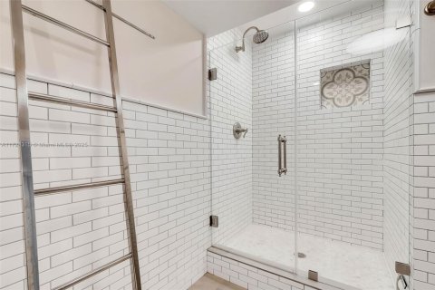Copropriété à louer à Miami Beach, Floride: 2 chambres, 89.19 m2 № 1474519 - photo 18