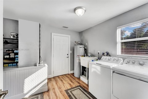 Villa ou maison à vendre à Coral Springs, Floride: 4 chambres, 228.45 m2 № 1995489 - photo 30