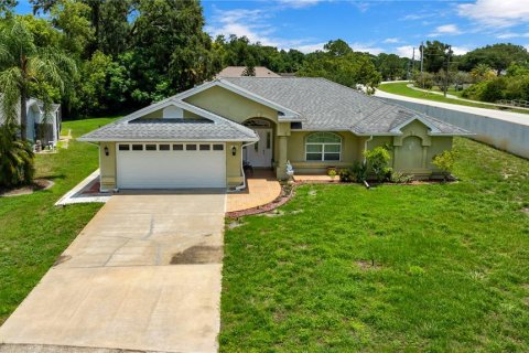 House in New Port Richey, Florida 4 bedrooms, 190.26 sq.m. № 2199945